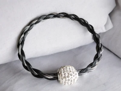 Pferdehaarschmuck Pferdehaararmband mit Strassverschluss Schmuck aus Pferdehaar